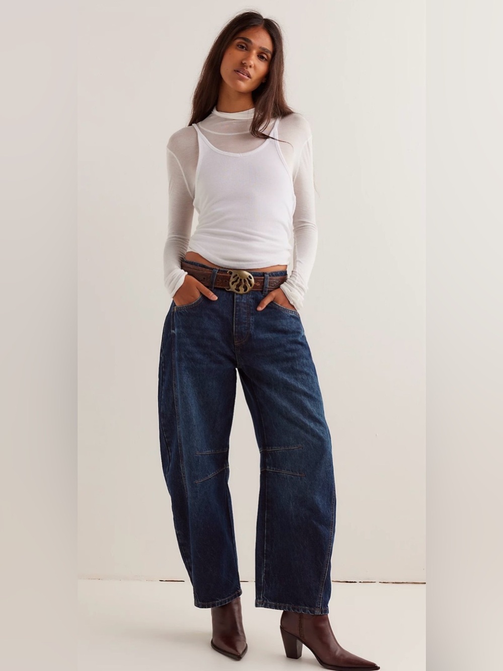 FREE PEOPLE We The Free Good Luck Mid-Rise Barrel Jean Size 25 In Deep End Boho